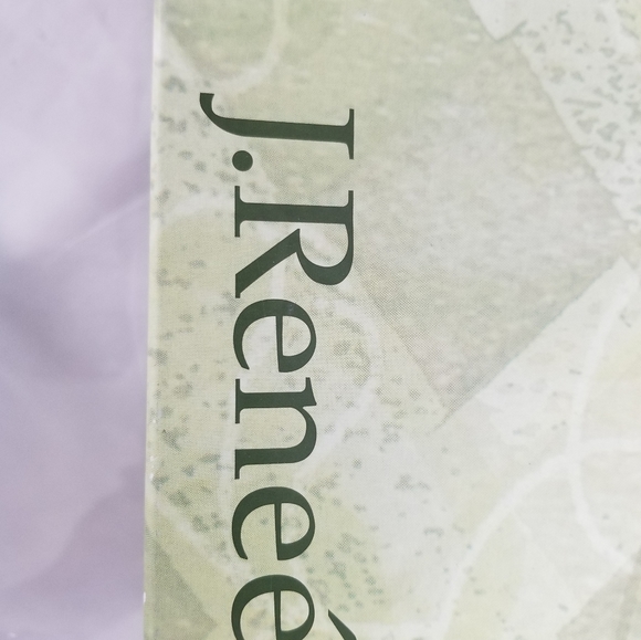 J. Renee' - Picture 4 of 8